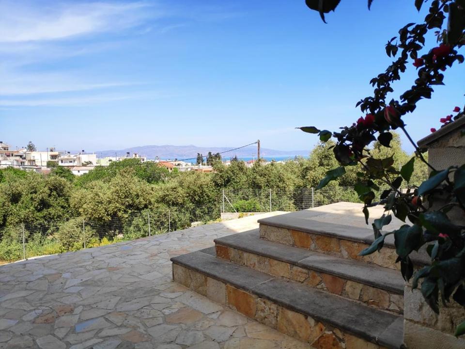 Xenia'S Countryside Guesthouse Agia Marina  Ngoại thất bức ảnh